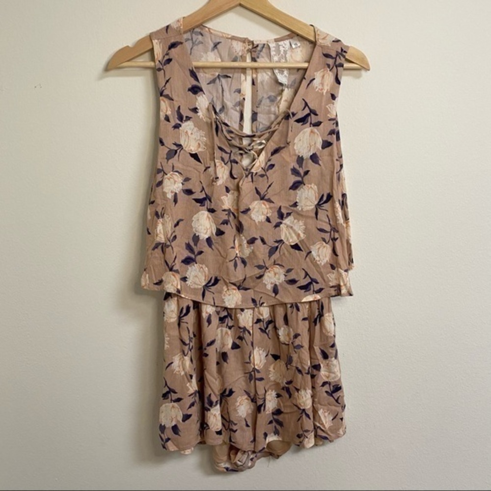 NWT Sadie & Sage floral sleeveless romper